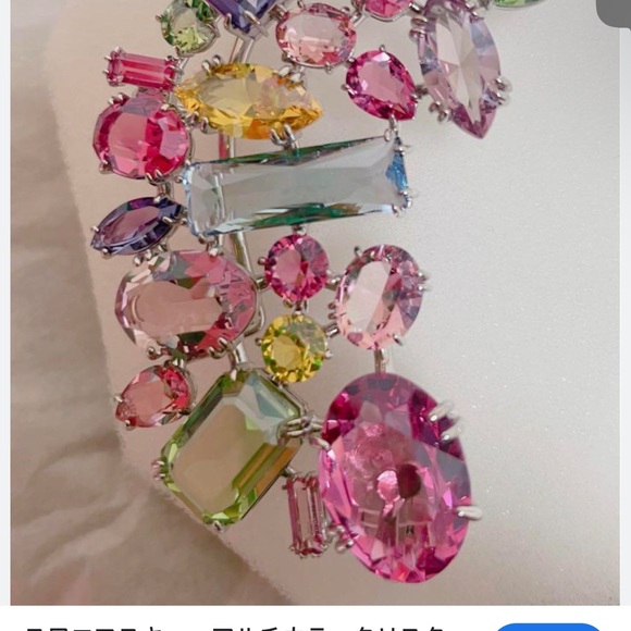 ISO: Swarovski Gema Ear Cuff - Picture 4 of 4